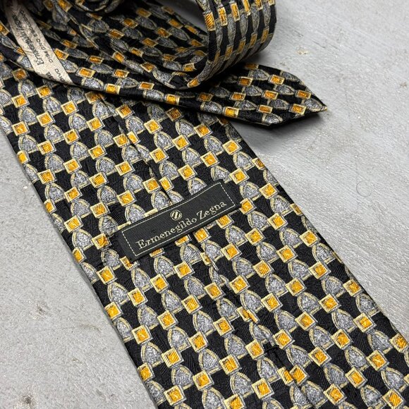 Ermenegildo Zegna Tie 100% Silk Made in Italy Geometrick Black/Gold 3.5" - Picture 5 of 8